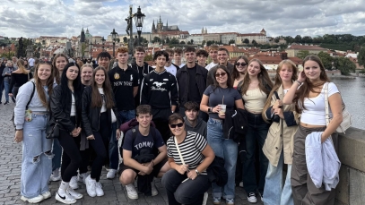 Praha už volá, Praha už volá…