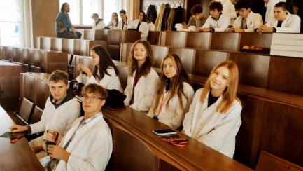 Tým nadějných chemiků na ChemMasters