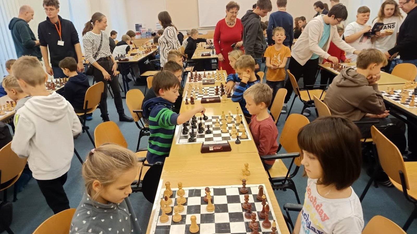 Mladí šachisté změřili síly v okresním turnaji družstev