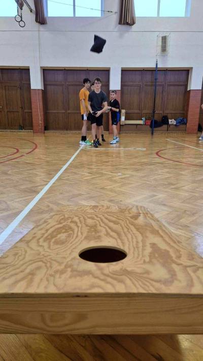 netradicni-tv-01_original